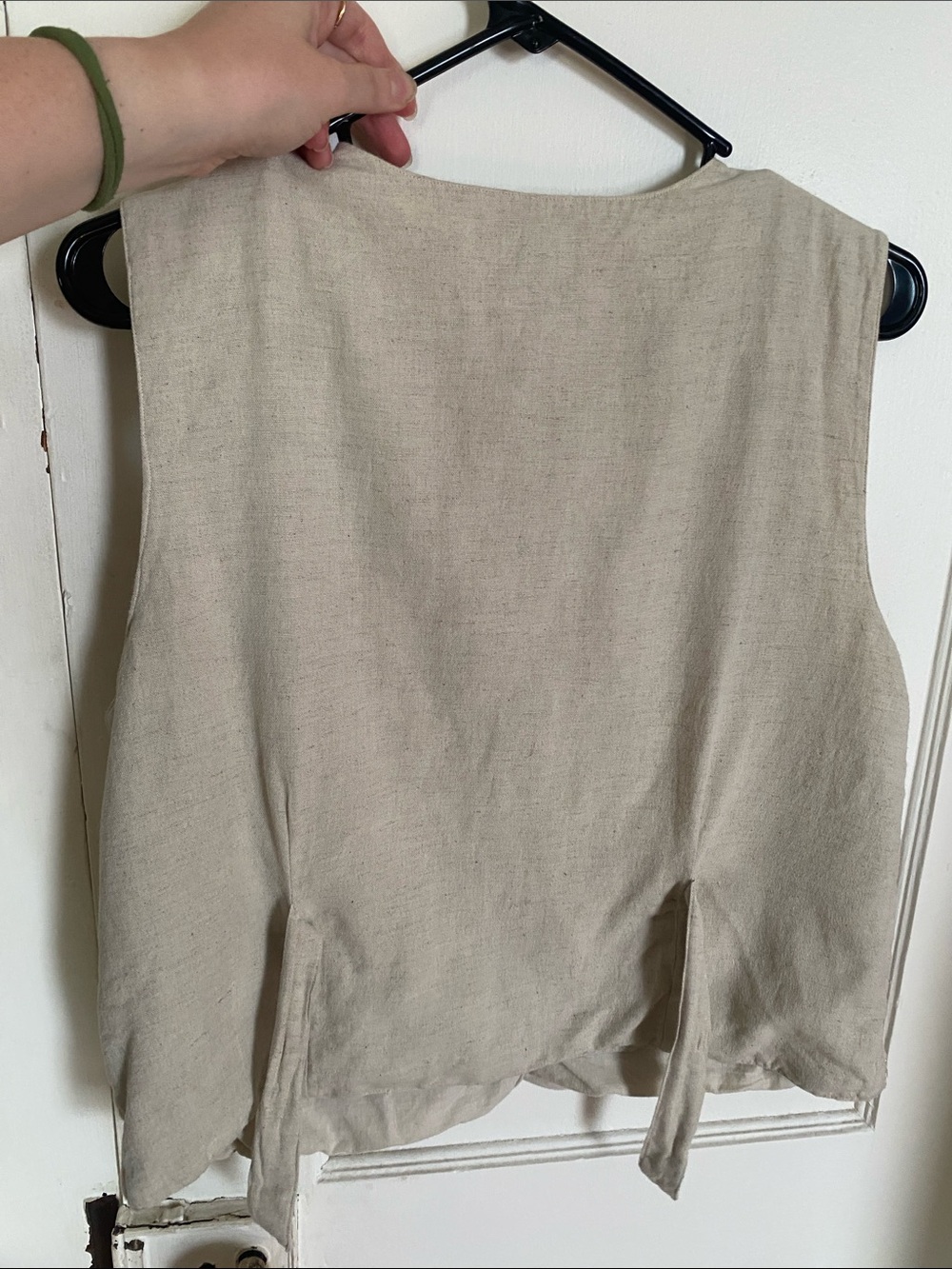 Tantrums Embroidered Beige Linen & Cotton Vest with Floral Detail - Picture 4 of 5